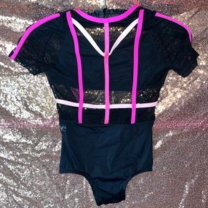 NEW - KANDI KOUTURE - HOT PINK/BLACK DANCE LEOTARD - SIZE: CHILD LARGE